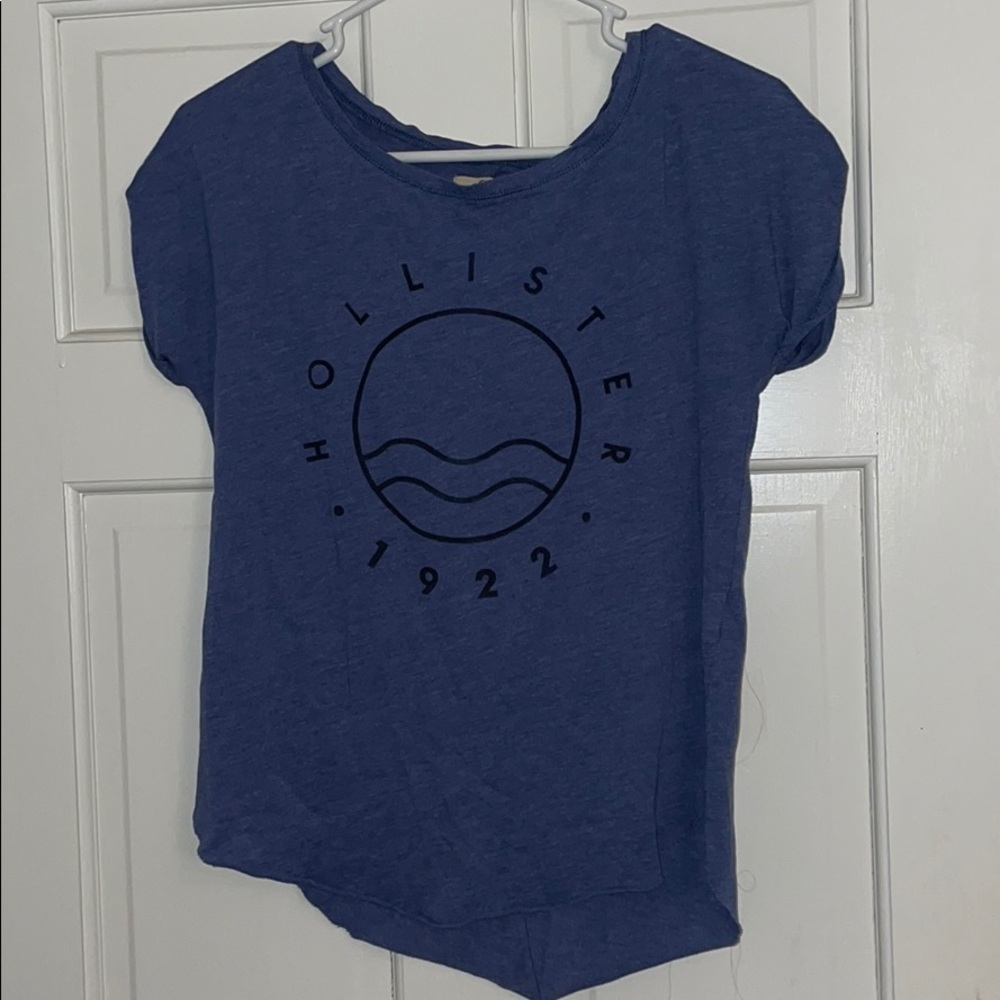 Holister Graphic Tee